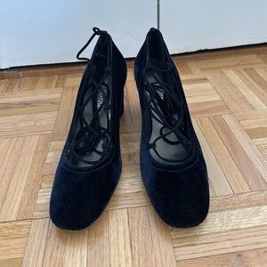 Stuart Weitzman Cordon Navy Velvet Mid Heel Pump Ballerina Lace Up Shoes 9.5